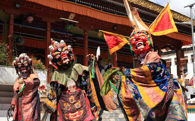 losar festival